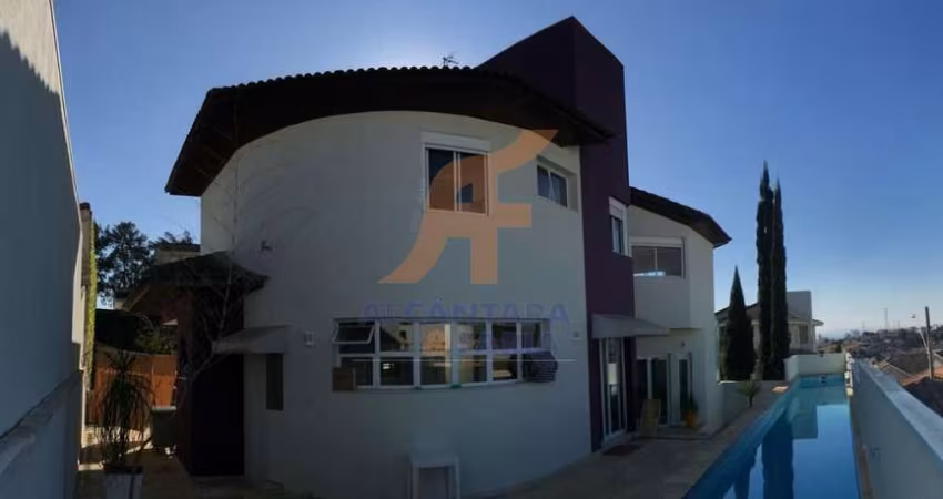 Casa em Condomínio para Venda em Jacareí, Jardim Coleginho, 3 dormitórios, 1 suíte, 3 banheiros, 9 vagas