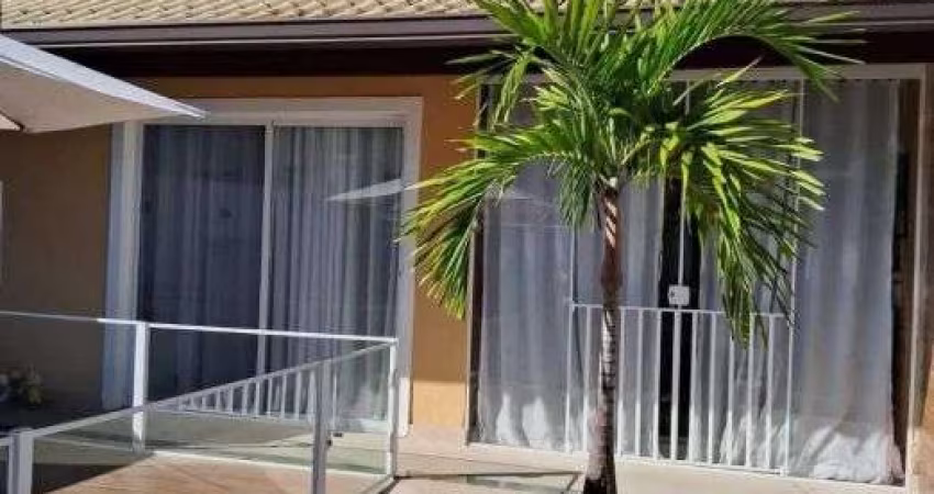 VENDO CASA DUPLEX 4 QUARTOS SENDO 3 SUÍTES, 215M² , NA CHARMOSA VARGEM PEQUENA , PORTEIRA FECHADA