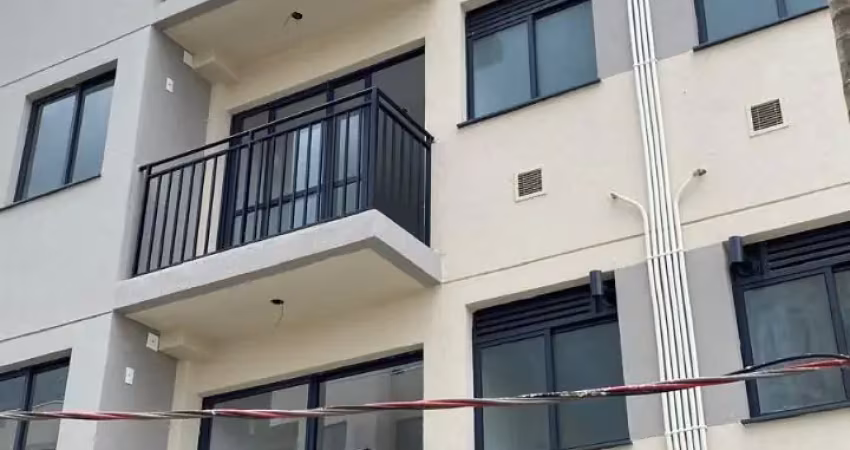 Vendo apartamento 2 quartos c/suíte, 53m² com varanda e vaga, av d/ américas, frente shoping recreio