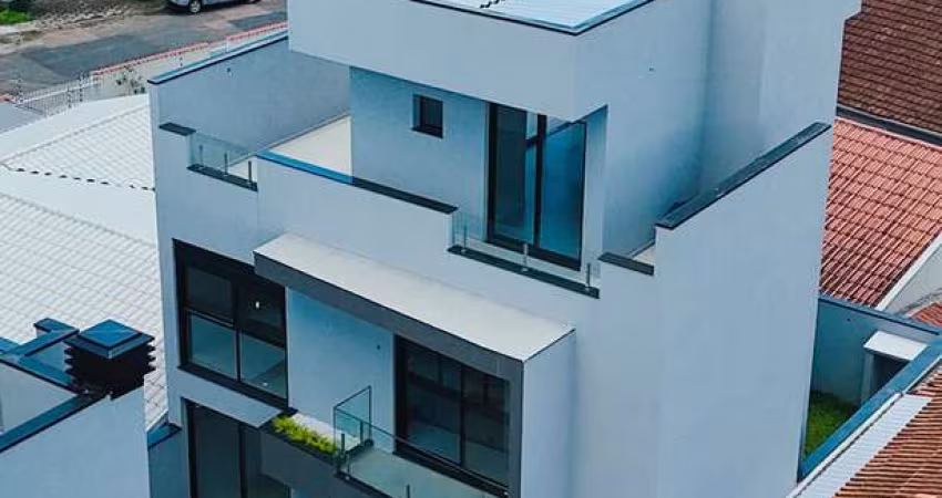 Casa para Venda em Curitiba, Santa Felicidade, 3 dormitórios, 1 suíte, 4 banheiros, 2 vagas