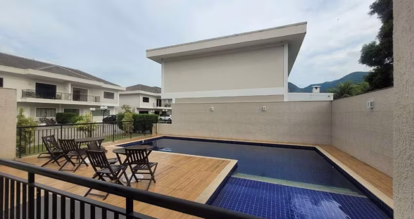 Casa em condomínio fechado com 3 quartos para alugar na Manhuaçu, 599, Vargem Grande, Rio de Janeiro