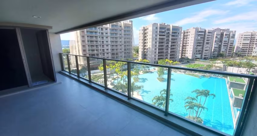 Apartamento com 3 quartos para alugar na Avenida Cândido Portinari, 170, Barra da Tijuca, Rio de Janeiro