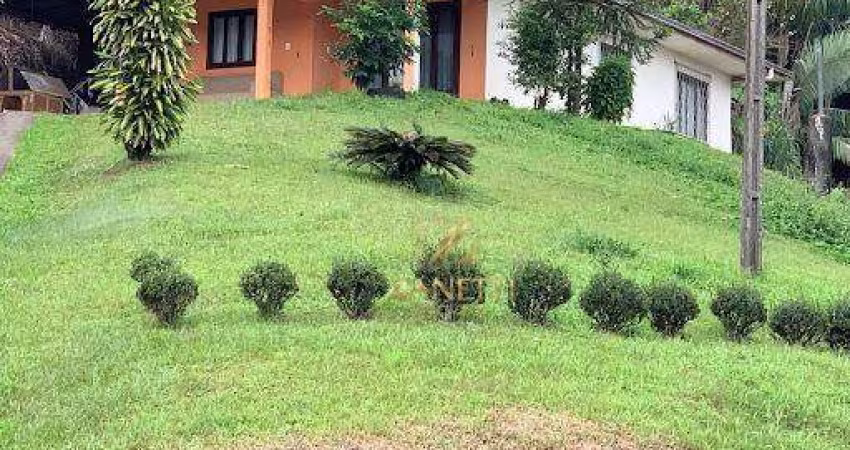 Casa com 2 dormitórios à venda por R$ 950.000,00 - Ilha da Figueira - Jaraguá do Sul/SC