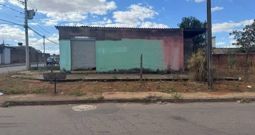 Terreno à venda em Aparecida de Goiânia-GO, bairro Parque Veiga Jardim, 720m² de área!