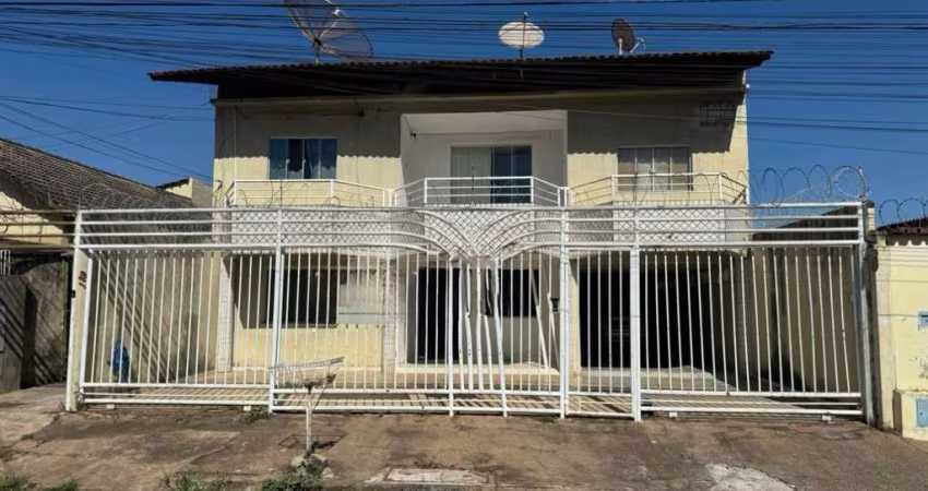 Oportunidade única: Sobrado de 6 quartos no Setor Coimbra, Goiânia-GO, com 292m² e 5 vagas de garagem