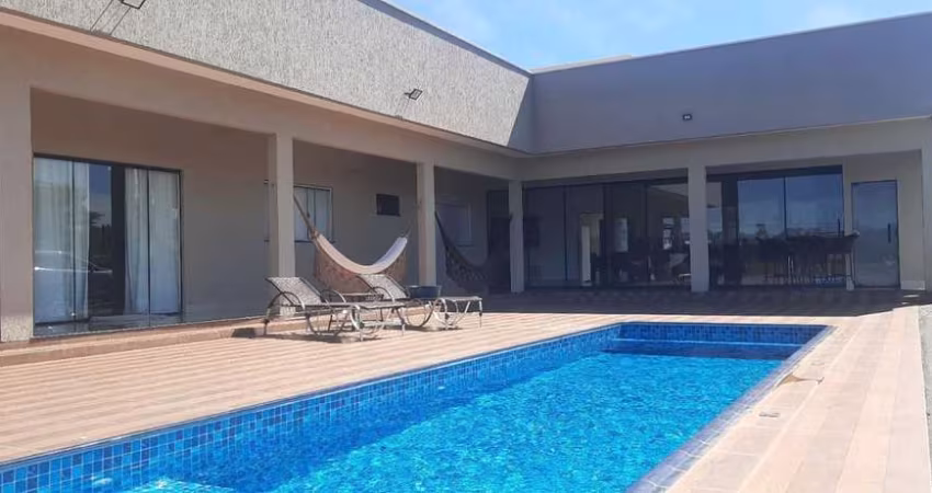 Chácara de Luxo à Venda em Trindade-GO  Residencial Terra Santa  3 quartos, 1 suíte, 1 sala, 3 banheiros, 5 vagas, 1.000m²