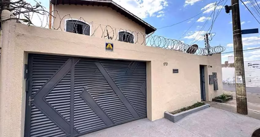 Sobrado para locação no setor coimbra, goiânia-go: 4 quartos, 1 suíte, 2 salas, 3 banheiros, 2 vagas de garagem!