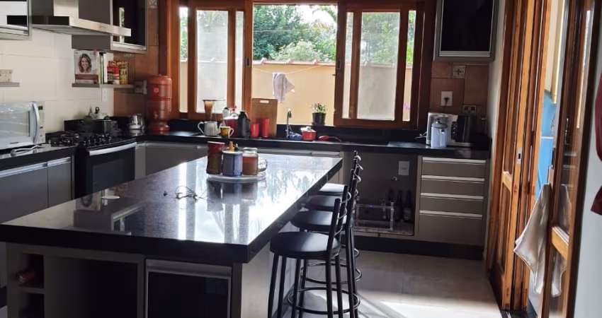 Linda casa a venda no Condomínio Recanto do Sol em Pindamonhangaba-SP