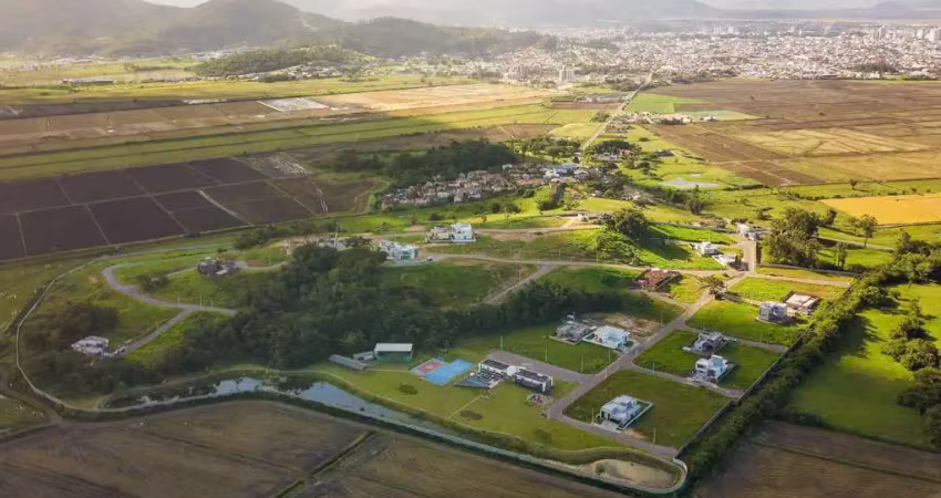 Terreno em condomínio fechado à venda na Rua José Bressan, Monte Castelo, Tubarão