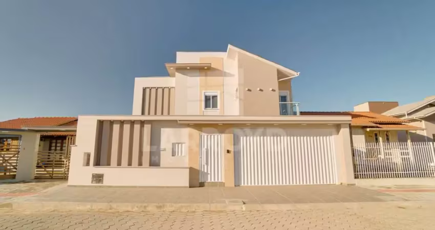 Casa com 3 quartos à venda no Revoredo, Tubarão 