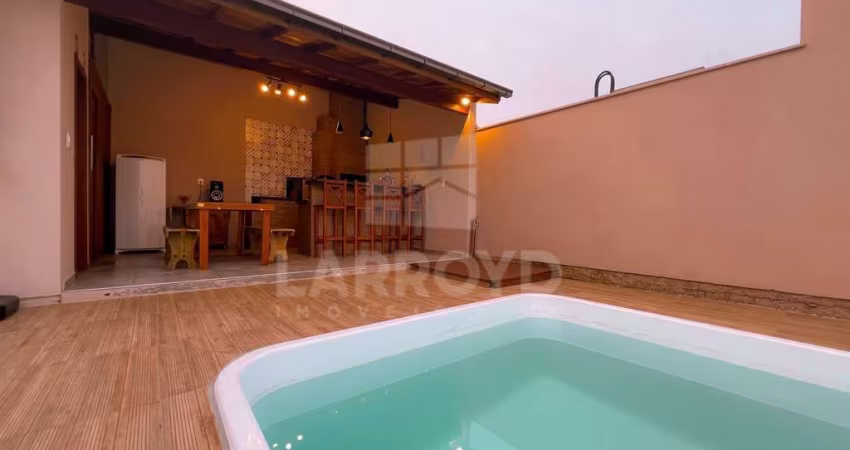 Lot. Viamar Parque Residencial - CASA COM ÁREA GOURMET E PISCINA