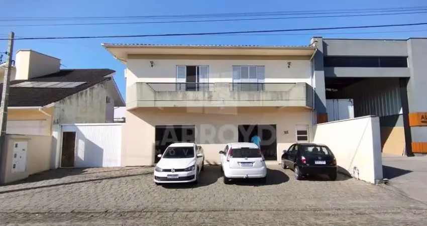 Sala comercial para alugar no Humaitá, Tubarão 