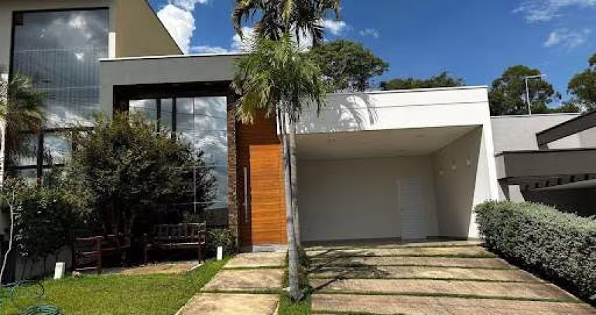 Casa com 3 dormitórios sendo 1 suíte  com closet à venda, 155 m² por R$ 1.499.000 - Condomínio Viena - Indaiatuba/SP