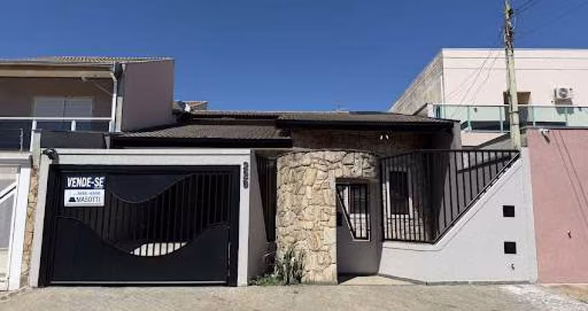 Casa com 4 dormitórios sendo 2 suítes à venda, 164 m² por R$ 799.000 - Jardim Regina - Indaiatuba/SP