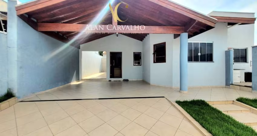 Casa para Venda em Mogi Mirim, Jardim Santa Helena, 3 dormitórios, 1 suíte, 3 banheiros, 2 vagas