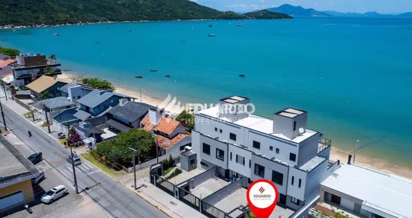 Sobrado beira-mar com 04 suítes à venda em canto grande – bombinhas/sc