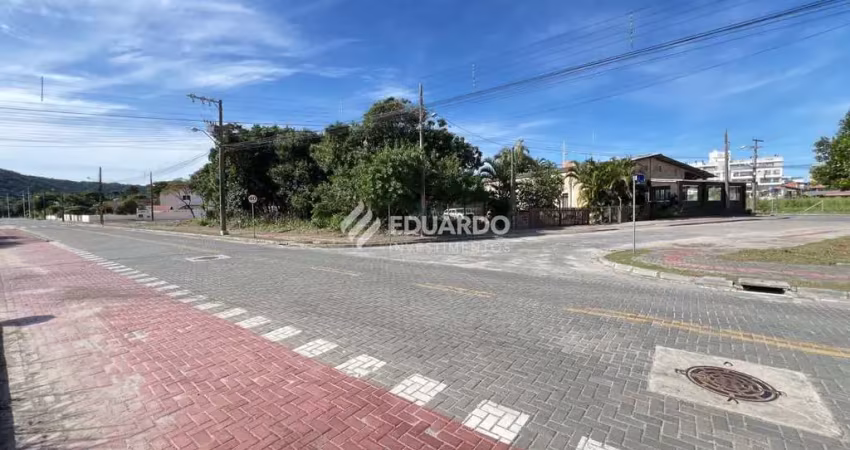Terreno à venda na Avenida Araucária, 250, Mariscal, Bombinhas