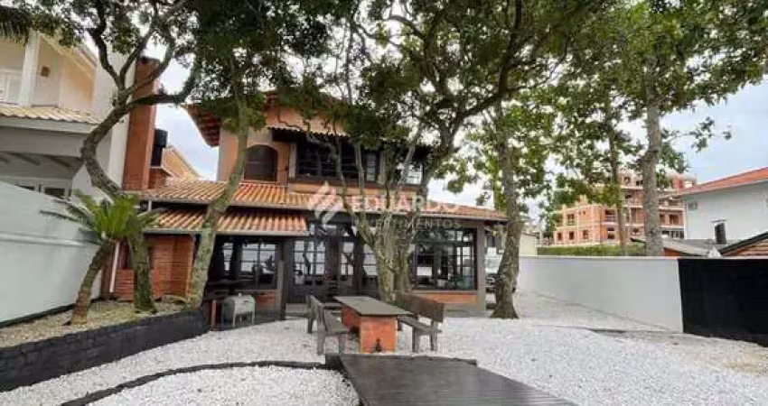 Casa beira-mar à venda em canto grande – bombinhas/sc (mar sem ondas)
