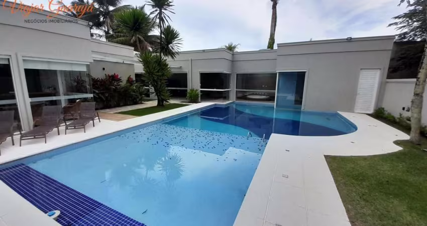 Casa Térrea para Venda em Guarujá, Jardim Acapulco, 5 dormitórios, 5 suítes, 8 banheiros