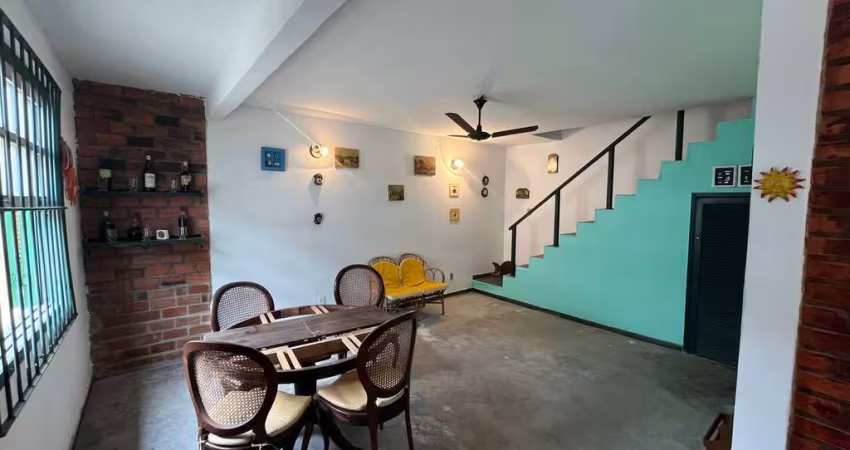 Casa de vila a venda de 3 quartos no Jardim Flamboyant Cabo Frio RJ