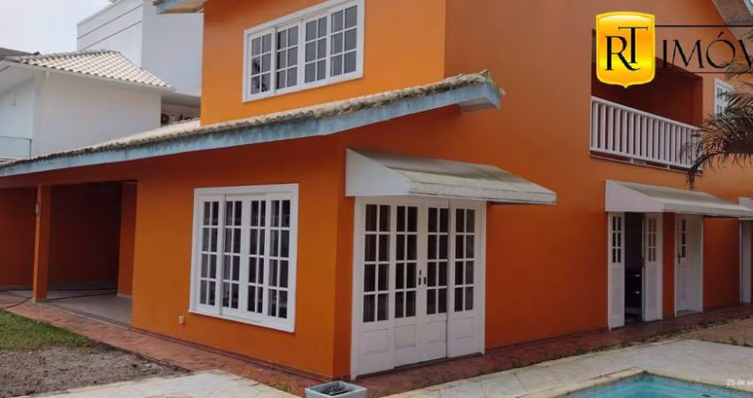 Casa à venda em Condomínio de alto padrão, Cabo Frio/RJ
