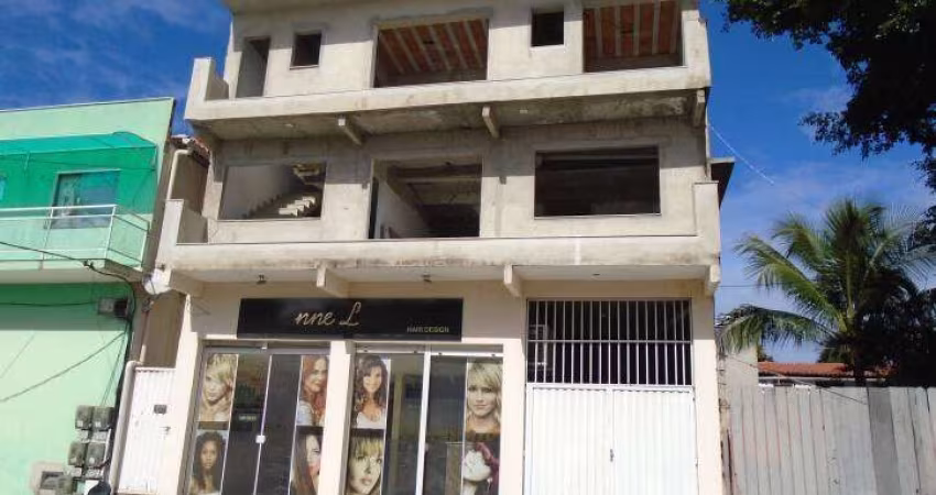 Excelente Triplex Fino Acabamento em Cabo Frio- RJ