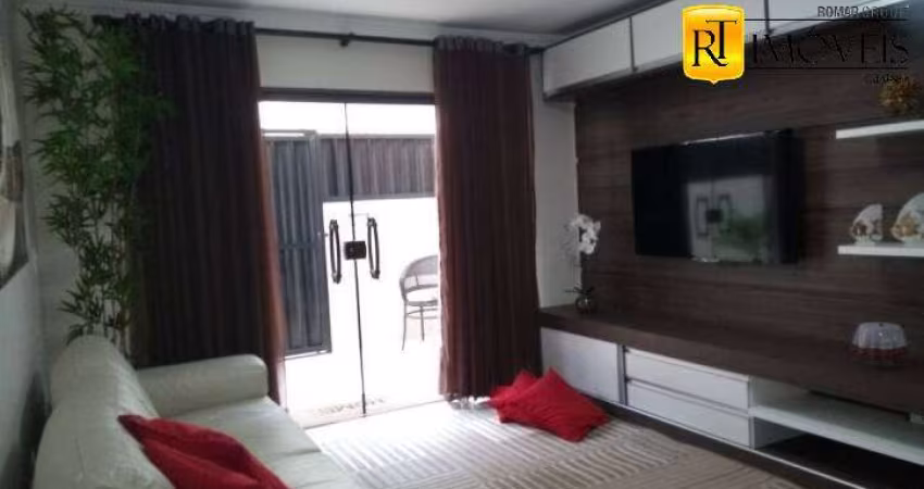 Lindíssima casa duplex em condomínio com 3 quartos em Cabo Frio