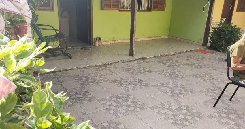 Casa em cond nas Palmeiras para venda