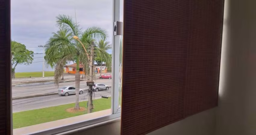 Apartamento Quarto e Sala de Frente para a Lagoa à Venda em Araruama