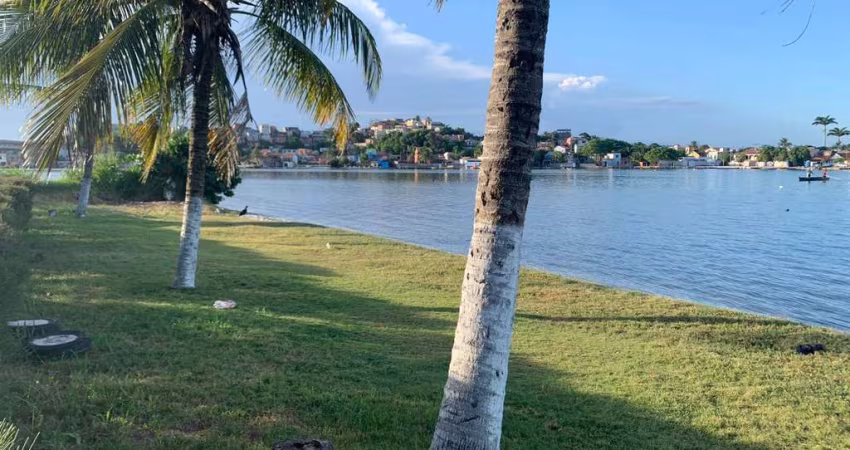 Linda casa em cond arborizado