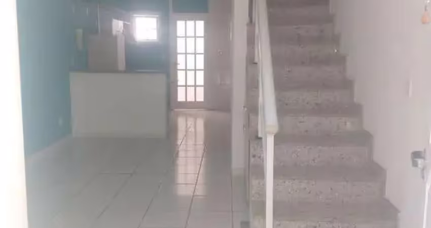 Casa duplex 2 quartos à venda no cond. portal das palmeiras - cabo frio/rj