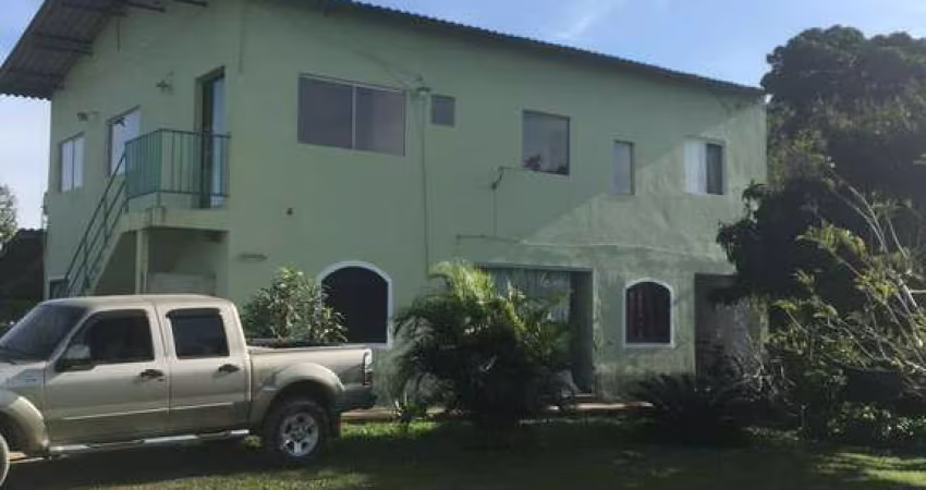 Casa com 6 Quartos em Terreno de 1.200 m² a venda Araruama/RJ