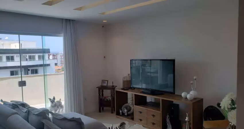 Linda cobertura duplex á venda no braga ,cabo frio/rj
