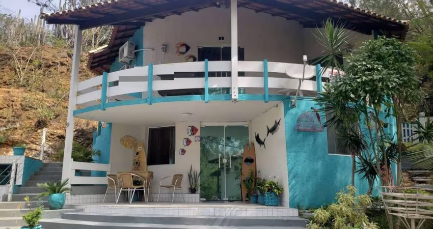 Casa no cond Cabana Clube