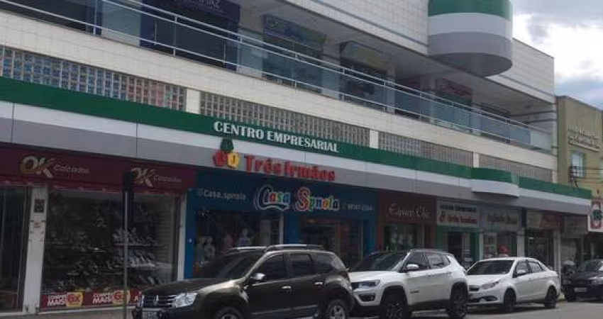 Loja no Centro de Araruama