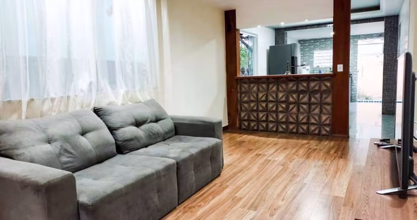 Casa com piscina perto da Lagoa de Praia Linda
