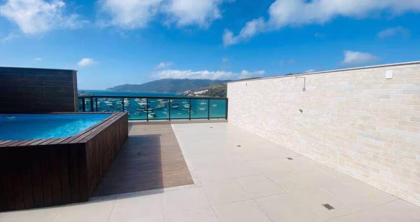 Linda cobertura com 3 suítes de frente à Praia dos Anjos em Arraial do Cabo
