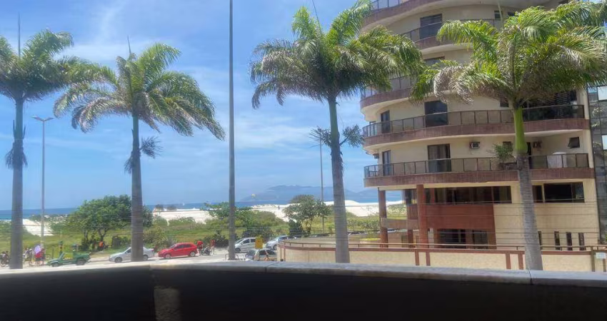Apartamento frente com 3 quartos a venda na Praia do Forte - Cabo Frio/RJ