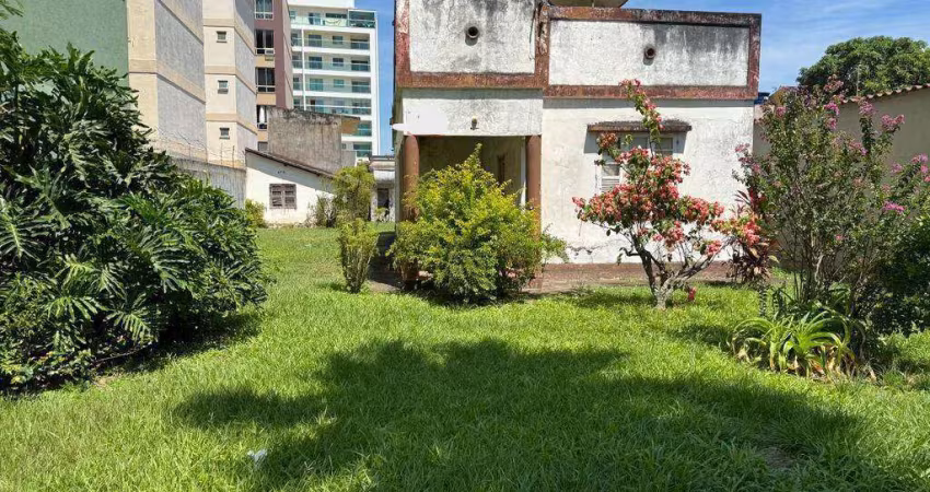 Casa à venda com 2 quartos no Parque Hotel, Araruama /RJ