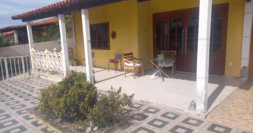 Casa de condomínio com 3 quartos à venda em Iguabinha - Araruama/RJ