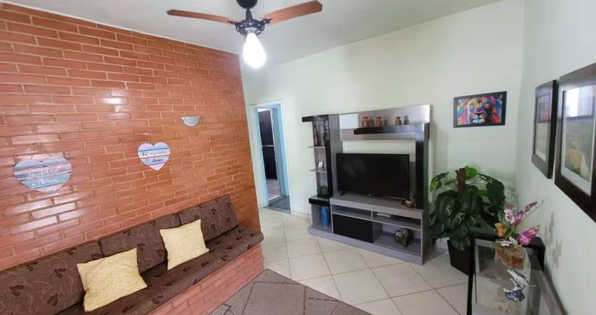 Casa ampla à venda com 4 quartos a 300 metros da Lagoa de Iguabinha/RJ