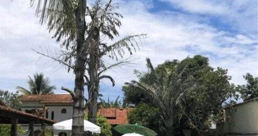 Casa com 4 quartos e piscina à venda no Parque Hotel - Araruama/RJ