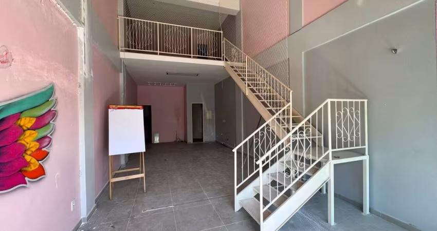 Loja com 72m² para locação próximo a Hospitais em Cabo Frio/RJ