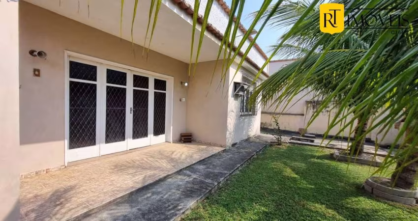 Casa espaçosa à venda próxima a Lagoa no Coqueiral, Araruama/RJ