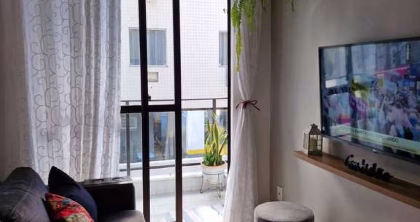 Apartamento reformado de 2 quartos à venda no Braga, Cabo Frio/RJ