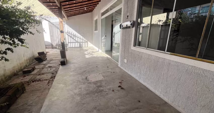 Casa Linear no Braga para aluguel