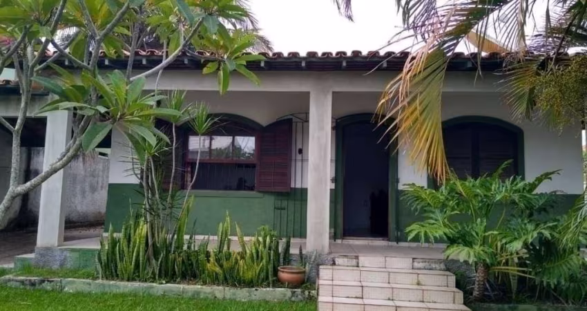 Casa linear com 3 quartos, próxima a lagoa de Iguabinha - Araruama/RJ
