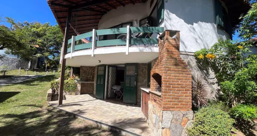 Casa 4 Quartos em condomínio Cabana clube Cabo Frio RJ