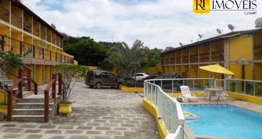 Casa duplex em condomínio