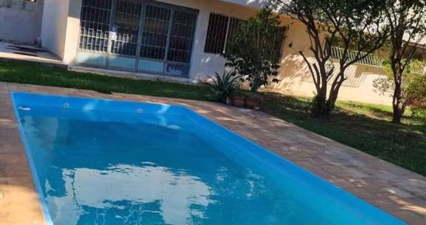 Excelente imóvel  de 4 quartos para venda ou locação na Praia Linda - S P A